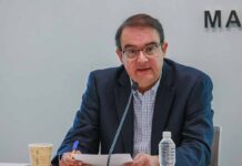 Memo Vega plantea endurecer sanciones por bloqueos carreteros
El diputado analiza una reforma para proteger la movilidad y evitar afectaciones a terceros en Querétaro.