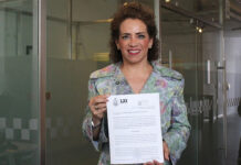 Diputada Elisa Meza propone frenar cobros injustos de grúas y corralones en Querétaro
Diputada Elisa Meza propone frenar cobros injustos de grúas y corralones en Querétaro
