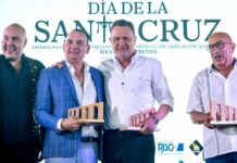 Mauricio Kuri refrenda alianza con constructores de Querétaro
Mauricio Kuri refrenda alianza con constructores de Querétaro