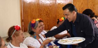 Luis Nava amplía apoyo a adultos mayores en Huimilpan Luis Nava amplía apoyo a adultos mayores en Huimilpan