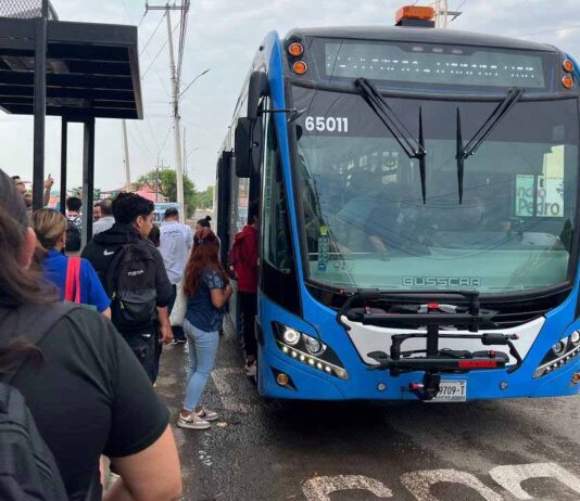 Qrobus estrena autobuses con aire acondicionado en Querétaro