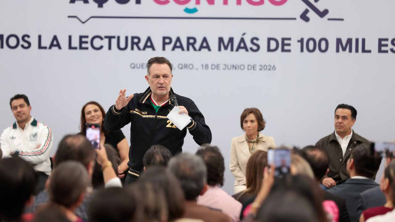 Querétaro firma pacto para impulsar la lectura en universidades y bachilleratos