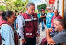 Santiago Nieto escucha a vecinos de Lomas de Casa Blanca, promete impulsar soluciones
Santiago Nieto escucha a vecinos de Lomas de Casa Blanca, promete impulsar soluciones