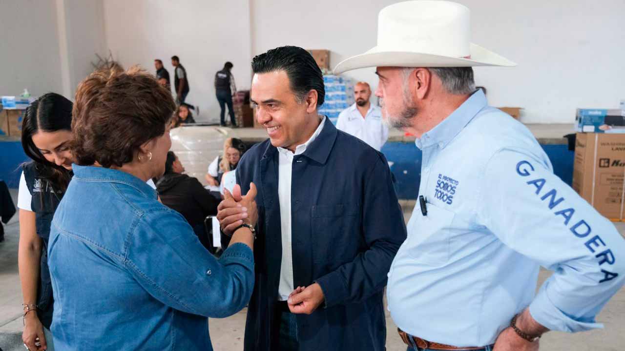 Entregan apoyos del Programa Coinversión Social en Pedro Escobedo