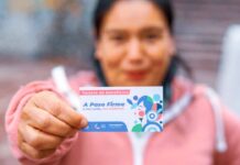 Corregidora entrega tarjetas de salud con descuentos a mujeres
Corregidora entrega tarjetas de salud con descuentos a mujeres
