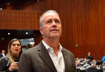 Mario Calzada exige presupuesto para Querétaro Mario Calzada exige presupuesto para Querétaro
