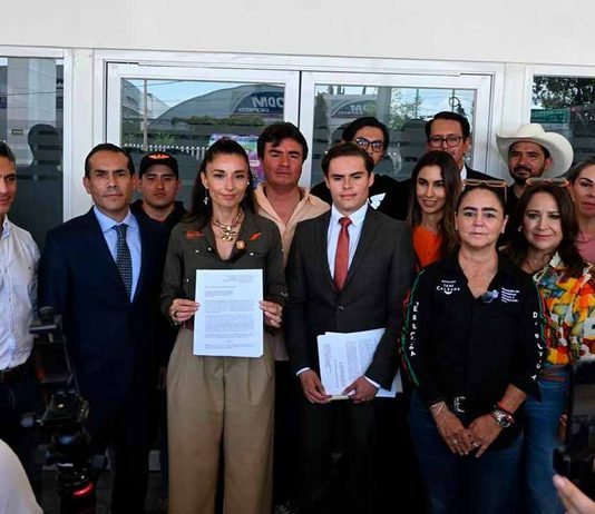 MC denuncia a Morena ante el IEEQ por pesuntos actos anticipados de campaña MC denuncia a Morena ante el IEEQ por pesuntos actos anticipados de campaña