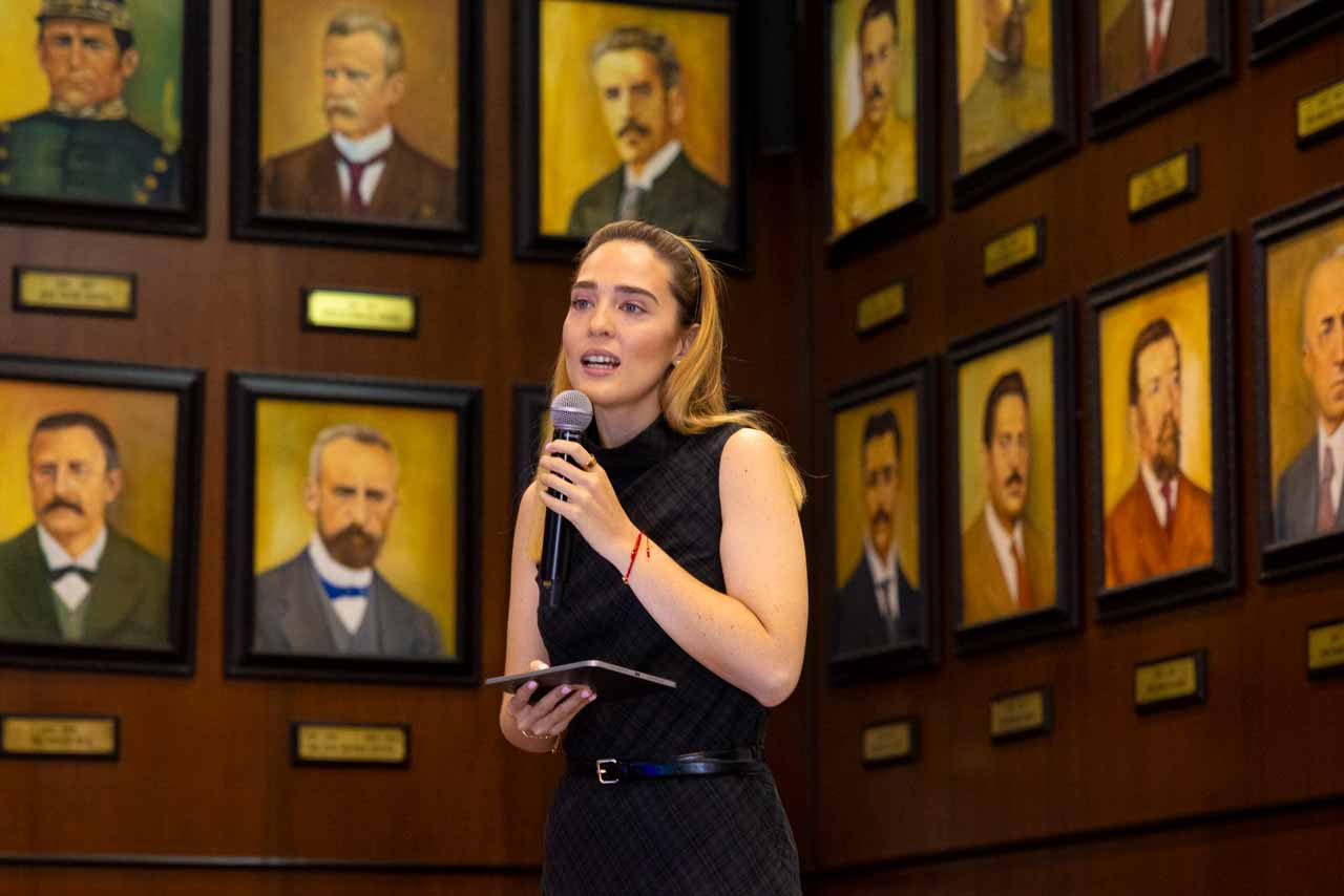 Querétaro refuerza atención a jóvenes